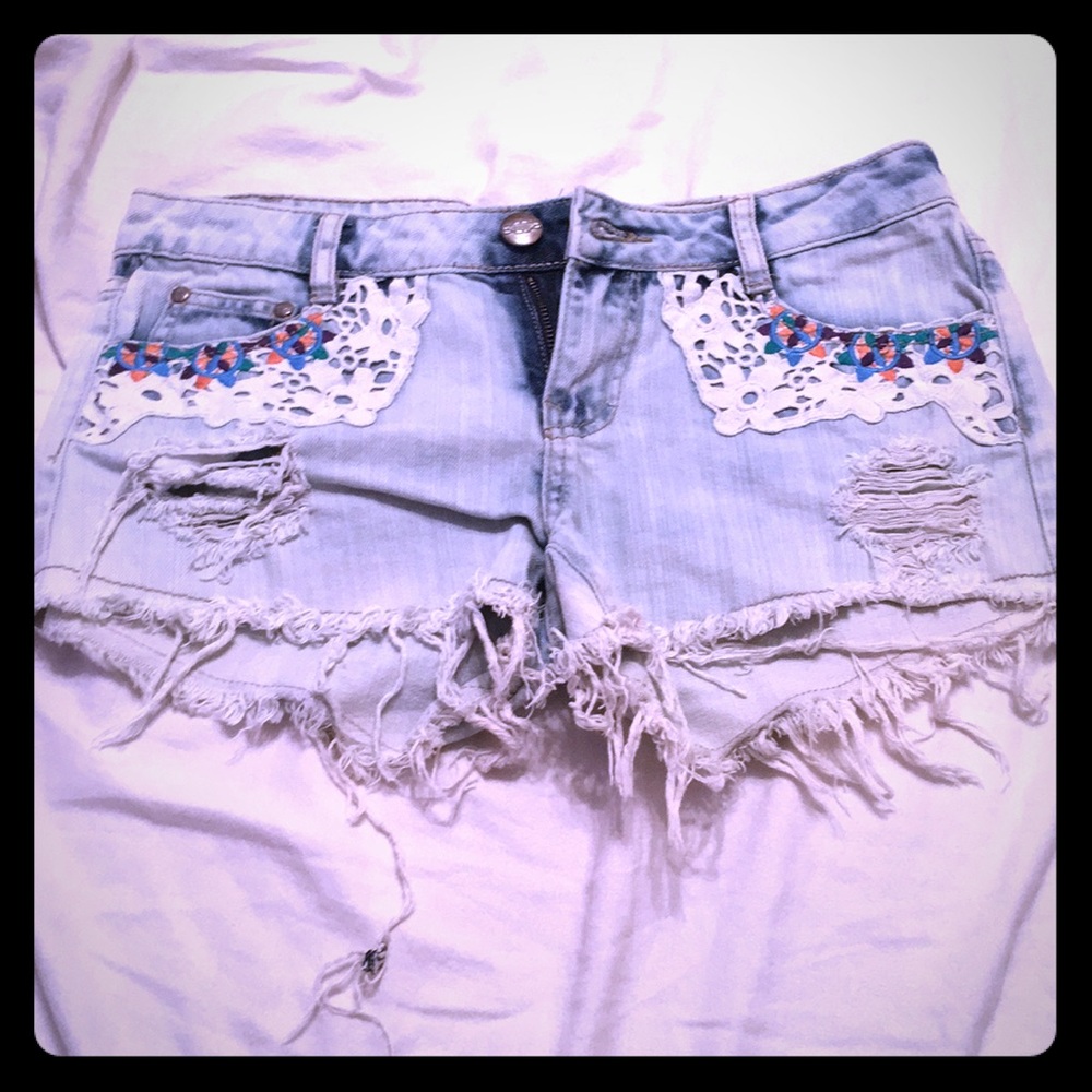 Karma Blue size 8 blue jeans shorts
